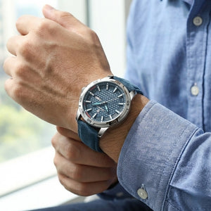 Relógio masculino Poedagar Meridian Blue Ocean em couro, mostrador azul — detalhe do acabamento